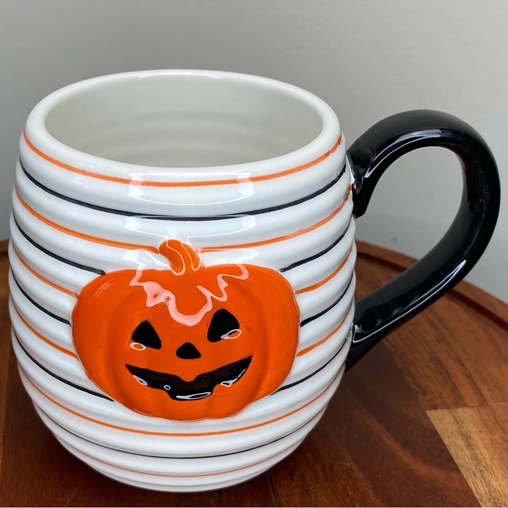 LANG Halloween Pumpkin mug